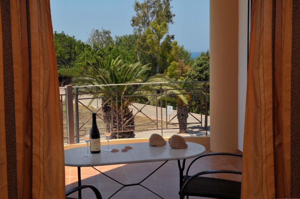 Kasimis Apartment Кипарисия Екстериор снимка
